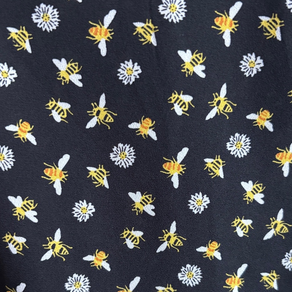 Ann Taylor Black Top with Floral and Bee Design - Picture 3 of 3